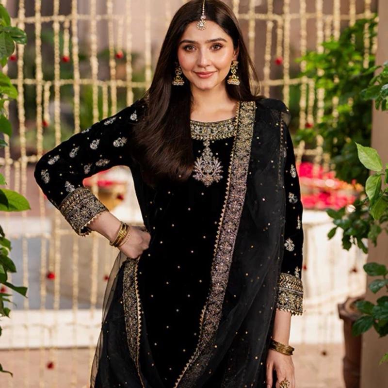 MEHVAR | 3 piece Heavy Embroidered velvet Farshi Gharara suit