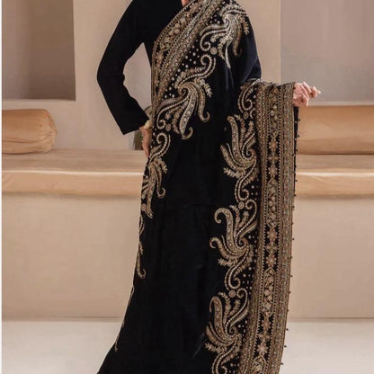 Baroque Embroidered Velvet Shawl – Perfect for Weddings & Qawwali Nights- Trending
