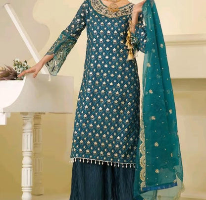 فستان شيفون فاخر من 4 قطع - دوباتا أورجانزا مطرزة | كراش بلازو | حقيبة بوتلي متناسقة