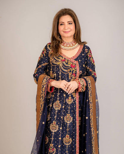 Mina Hassan( inspired) 3pcs Heavy Embroidered Silk Wedding Collection suit.. Size S-XL