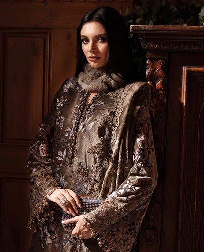 D3 ماریا بی (انسپائرڈ) – ویلویٹ ونٹر سگنیچر کلیکشن 2025 | XL سے چھوٹا